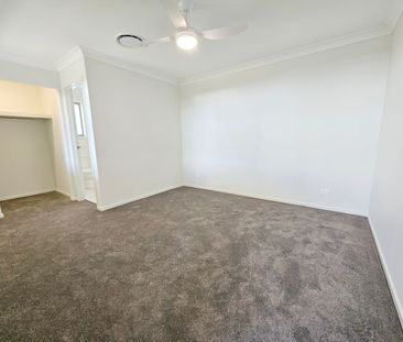 BRAND NEW PREMIUM DUPLEX - Photo 6