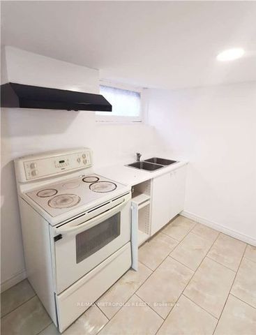 For Lease - 38 Copping Road Unit# Bsmt, Toronto, Ontario - Photo 3