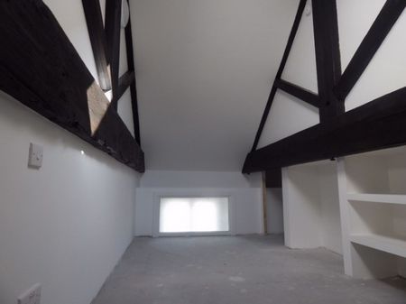 2 Bed - Fitzwilliam Street, Town Centre, Huddersfield - Photo 5