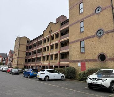 2 bedroom flat to rent - Photo 6