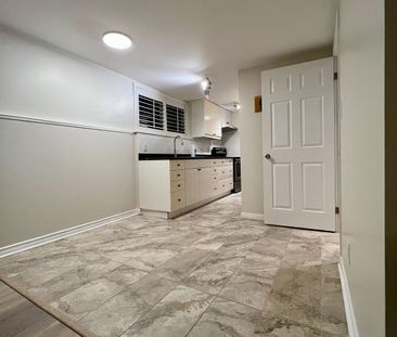 For Lease - 843 Cedarbrae Avenue, Milton, Ontario - Photo 4