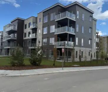 2 Bed + Den | 2 Bath | 1 Parking | 700 Shawnee Court Southwest, Cal... - Photo 1