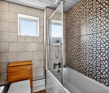 Pier Way, London, SE28 0GQ - Photo 1