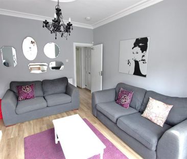 5 bedroom terraced house to rent - Photo 4