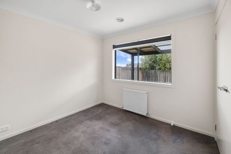 3 Bedroom Home - Photo 5