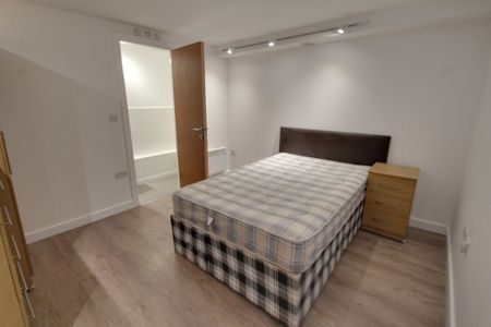 3 bed apartment to rent in Queen Street, Leicester, LE1 - Photo 3