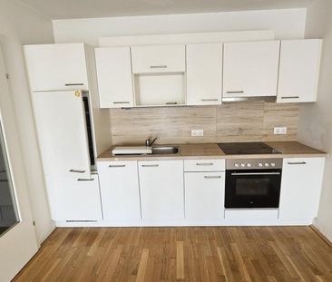 Zwei Zimmer Genossenschaftswohnung mit Balkon - Photo 3