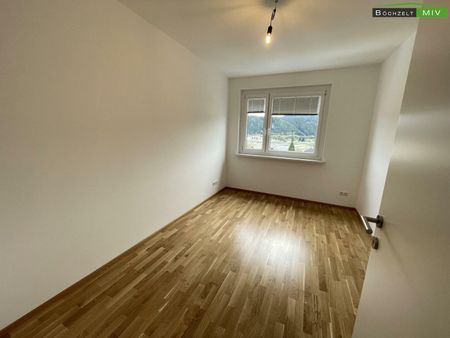 Sanierte 3-Zimmer-Wohnung mit Garage im Ortskern ++ KNITTELFELD ++ - Foto 5