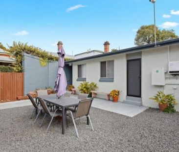 4/3 Rens Street, Toowoomba City - Photo 3