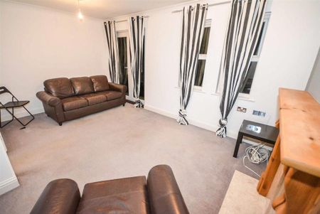 3 bedroom terraced house to rent - Photo 4