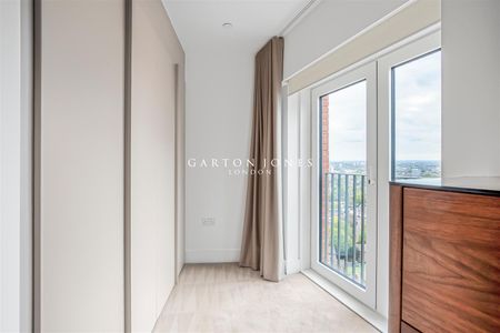 Keybridge Tower, 1 Exchange Gardens, Nine Elms, London, SW8 - Photo 4