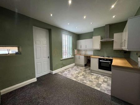 Beverley Terrace, Stanley, County Durham, DH9 - Photo 4