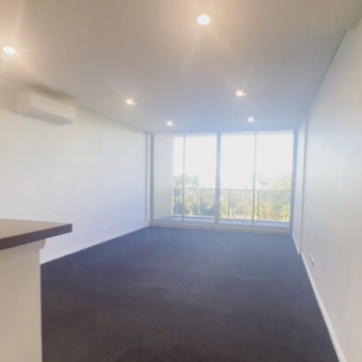 2 bed 2 bath - Photo 1