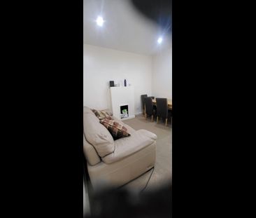 Room in a Shared House, Seedley Street, M14 - Photo 1