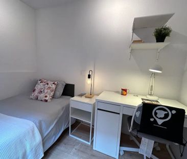 Calle de la Genciana, Madrid, Community of Madrid 28039 - Photo 1