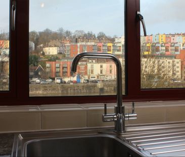 2 Bed Flat, Cumberland Close, BS1 - Photo 3