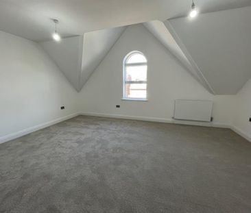 4 Bedroom Terraced To Let - Photo 3