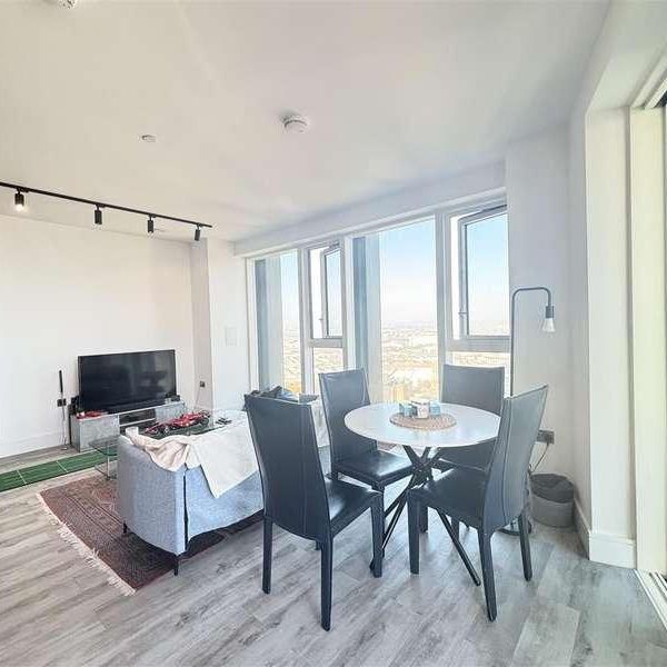 Icon Tower, Portal Way, London - Photo 1