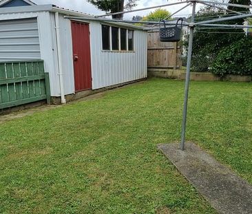 Completely renovated top to toe 2 bedroom unit - Photo 5