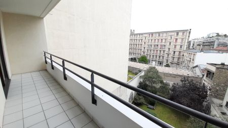 location Appartement T3 DE 70.24m² À PARIS - Photo 5