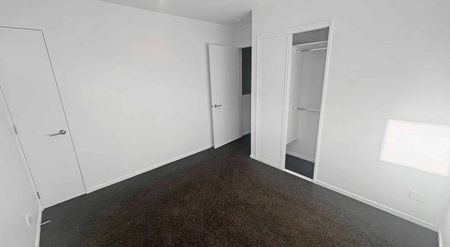 Modern comfort on Gloucester Street - Photo 3