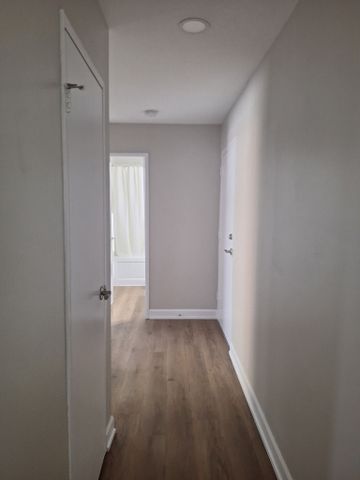 Courtyard Place Apartments - ALL INCLUSIVE - Photo 5