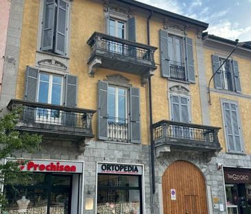 Bilocale viale Giuseppe Garibaldi 81, Centro, Gavirate - Photo 5