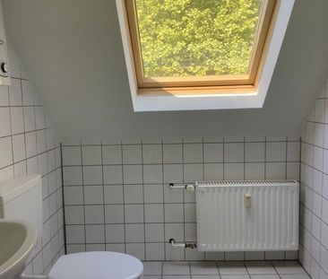 Hier macht wohnen Spaß: günstige 2-Zi.-Dachgeschosswohnung - Foto 1