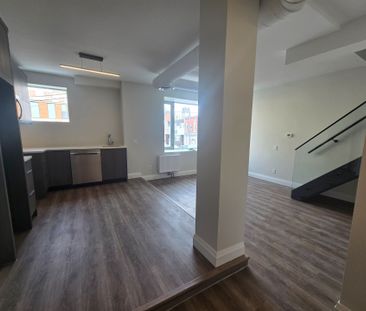 For Lease - 241 Front Street Unit# 202, Belleville, Ontario - Photo 2