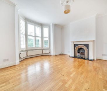 3 bedroom semi-detached house to rent - Photo 4