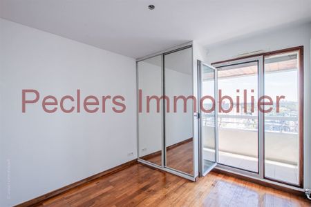 Location Appartement Suresnes (92150) 68.94 m² - Photo 4