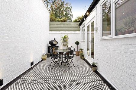3 bedroom house to rent - Photo 2