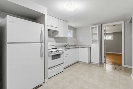 For Lease - 3372 Fellmore Drive Unit# Basement, Mississauga, Ontario - Photo 3