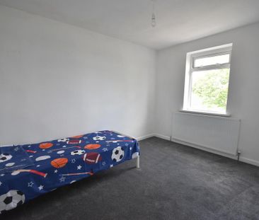 2 bedroom property to rent - Photo 2