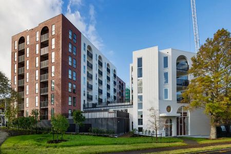 Great location! - Photo 4