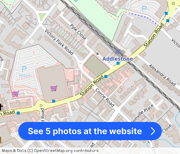 Addlestone, Surrey, KT15 - Photo 1