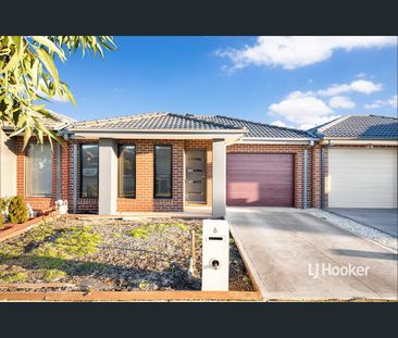 6 Karinya Way, Harkness, Vic 3337 - Photo 4