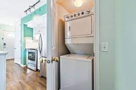 Move-In Ready 2-Bedroom Townhouse in the Heart of Downtown Okotoks - Photo 5