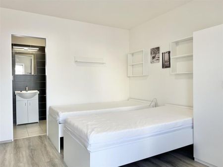 Pronájem bytu 1+kk 25 m2 - Fotografie 5
