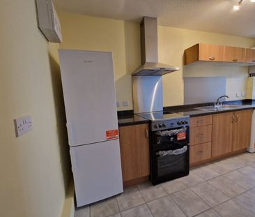 1 Bed Flat, Howard Road, SE25 - Photo 4