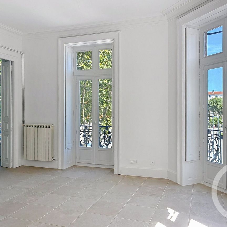 Location Appartement 4 pièces 88m² 34203 SETE CEDEX 34200 - Photo 1