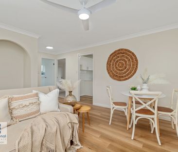 Immaculate Freestanding Villa - Stroll to Everything! - Photo 5