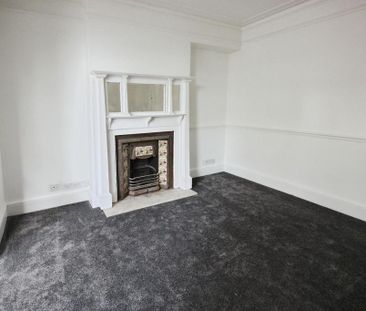 3 bedroom end of terrace house to rent - Photo 5