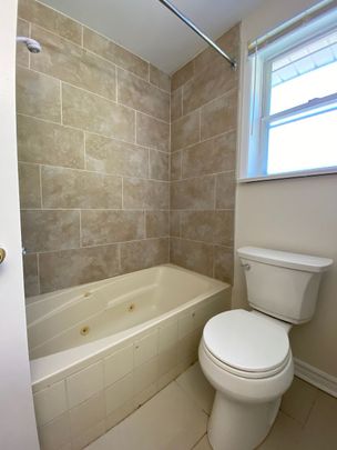 For Lease - 135 Willow Lane Unit# Main, Newmarket, Ontario - Photo 1