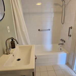 Charmant 3½ Meublé Tout Inclus - Photo 3