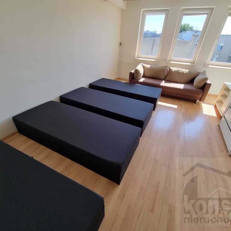 Centrum, 3 ładne pokoje na wynajem. - Zdjęcie 1