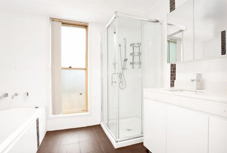 42 Orange Grove, Castle Hill NSW 2154 - House For Rent | Domain - Photo 4