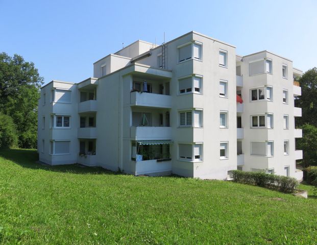 Nur mit Wohnberechtigungsschein: Ruhig gelegene 2-Zimmerwohnung mit Balkon - Photo 1