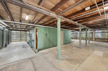 Charming Original Queenslander in the Heart of Ashgrove - Photo 4