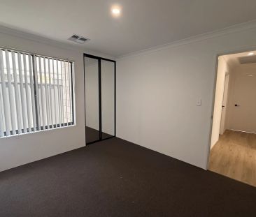 Brand New 4x2 Family Home in Sought-After Ravenswood - Photo 5